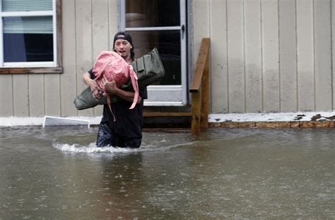 'Life-threatening' floods slam Vermont as torrential rains pound New England - Internewscast Journal