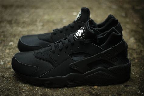 Nike Huarache ''Triple Black'' – Kong Online