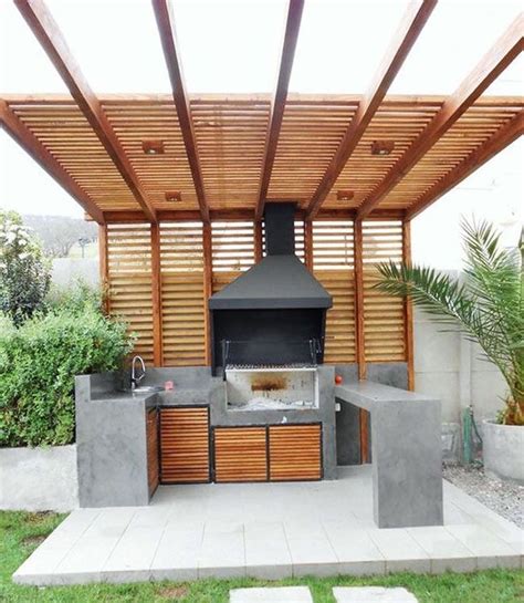 40 Outdoor Kitchen Pergola Ideas for Covered Backyard Designs