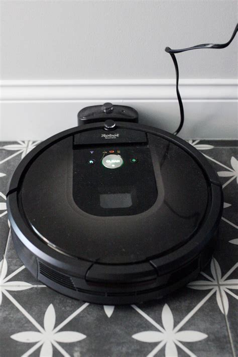 iRobot Roomba 980 Review – Pros, Cons + Is it Right for You? - Paisley & Sparrow