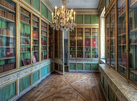 Marie Antoinette's library | Palace of versailles, Marie antoinette, Versailles