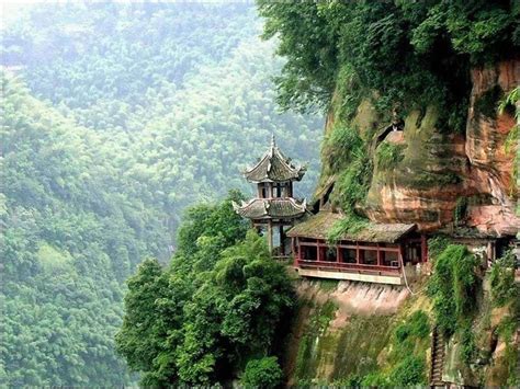 China mountain side | Landscape pictures, Chinese landscape, Cool landscapes