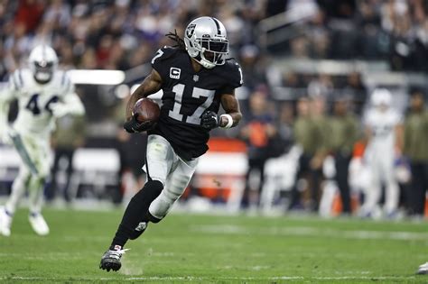 Raiders injury news: Davante Adams questionable to play against Broncos - Silver And Black Pride