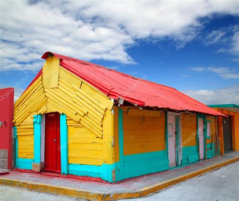 Colorful Caribbean houses tropical Isla Mujeres — Stock Photo ...