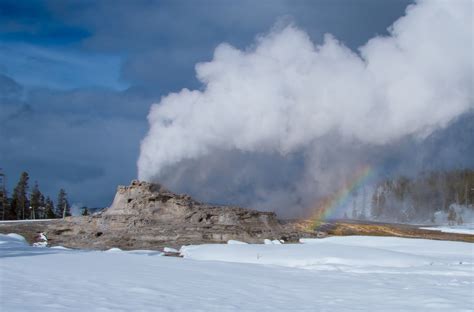 Our Three Day Old Faithful Winter Itinerary - A Yellowstone Life