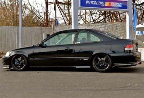 Black Honda Civic Car Parked in Front of Gas Station