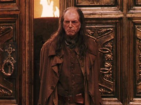 Pin by F. P. on Costume Argus Filch | Harry potter characters, Shifting to hogwarts, Harry potter