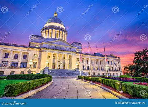 Arkansas State Capitol stock image. Image of mall, courthouse - 99508989