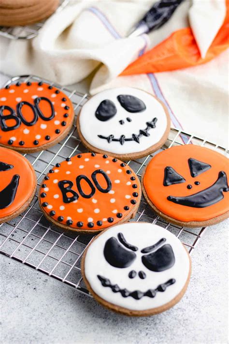 80 of our Favorite Halloween Cookie Recipes ⋆ Dream a Little Bigger