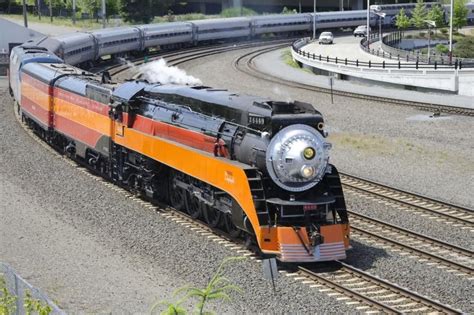 4449 Daylight Arrives in Tacoma from Portland | Railroad photography, Train, Old trains