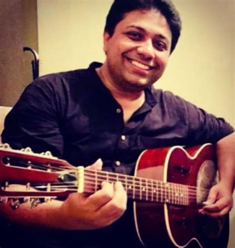 Rockstar director Imtiaz Ali raises funds for guitarist friend who is ...