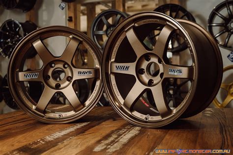 Rays Engineering Volk Racing TE37 Bronze staggered 17×9″ +15 front and ...