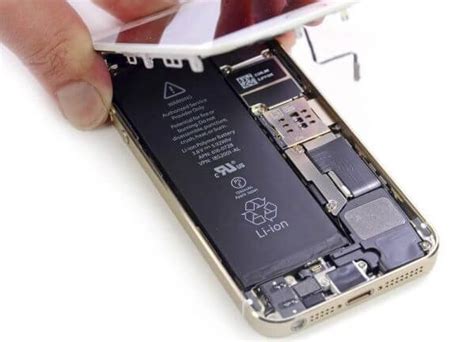 How to easily replace the battery for iPhone 5. Step-by-step Guide to ...