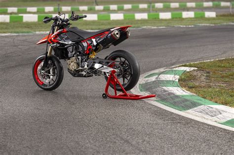 Ducati Hypermotard 698 Mono RVE - Alle technischen Daten zum Modell ...