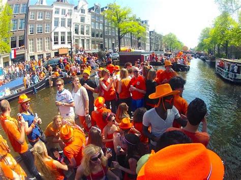 10 Tips For Kings Day In Amsterdam |Amsterdam Red Light District Tours