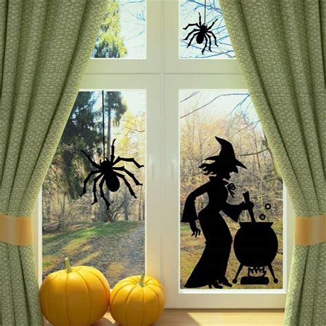 Spooky Halloween Windows Decoration Ideas