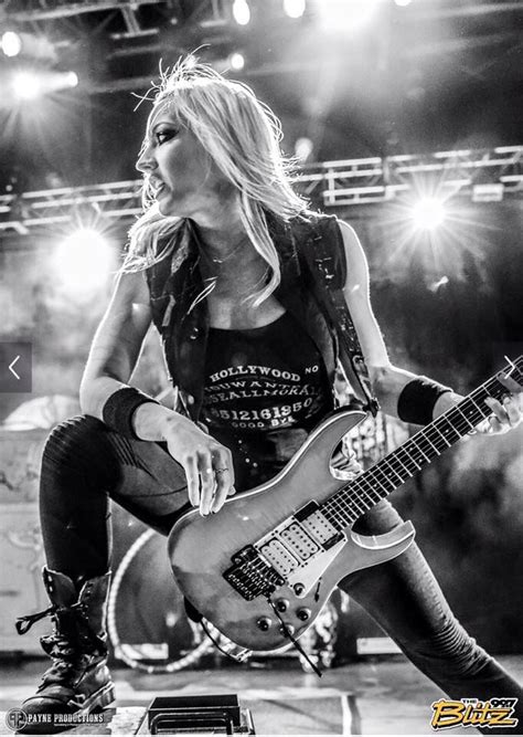 Nita Strauss Guitar Girl, Music Guitar, Female Guitarist, Female Singers, Rock Roll, Girls Rock ...