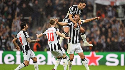 Newcastle's Burn revels in 'dream' Champions League win vs. PSG - ESPN