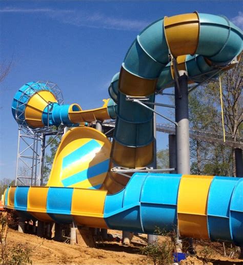 NewsPlusNotes: Water Country USA's Colossal New Slide Nearly Complete