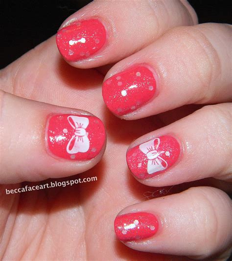 Becca Face Nail Art: Pink Bow Nails