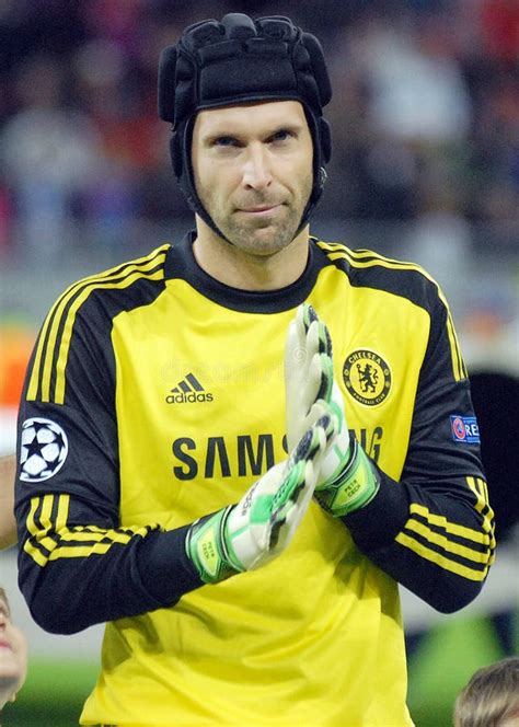 Petr Cech of Chelsea editorial photography. Image of league - 34180827