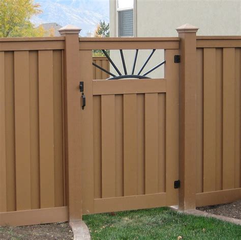 trex-seclusions-custom-single-fence-gate-big-008 | Wood fence gate designs, Wood fence gates ...