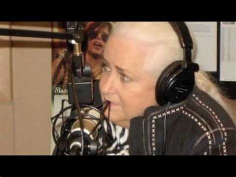 Grace Slick Interview (Blue) - YouTube