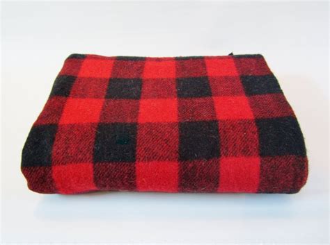 Vintage Wool Blanket Throw BUFFALO PLAID Red and Black