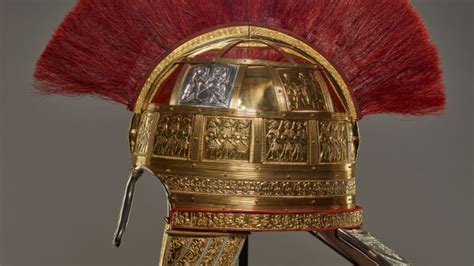 Staffordshire hoard: Replicas of 'king's helmet' on show - BBC News