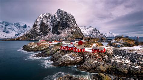 Fisherman's cabins, rorbuer on Hamnoy island, Reine on Lofoten islands, Norway | Windows ...