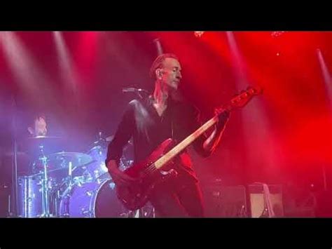 Suede - Beautiful Ones (Live @ Nottingham, Mar 2023) - YouTube