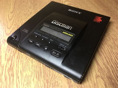 SONY D-303 D303 CD PLAYER Vintage Portable Compact Disc Walkman Discman ...