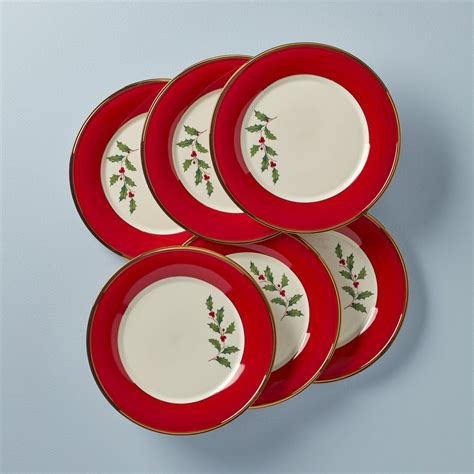 Christmas China Patterns You'll Love for Your Southern Home Christmas ...