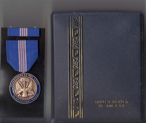 USAF Air Force Commendation Medal In Case With Ribbon Bar And Lapel Pin | ubicaciondepersonas ...