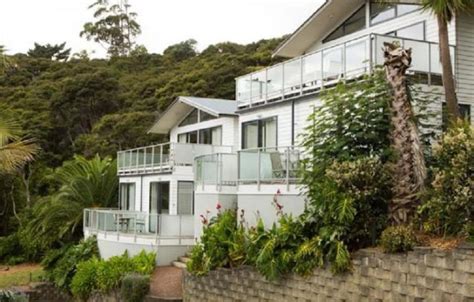 The Waiheke Island Resort | Rooms For Change