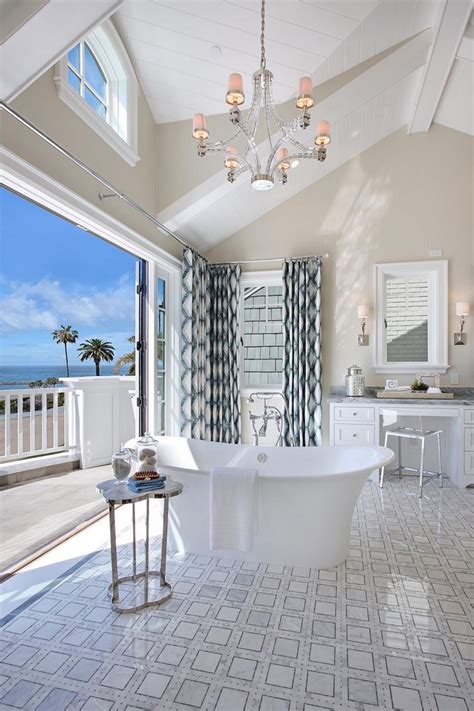 20 Modern Bathrooms with Luxury Ocean Views