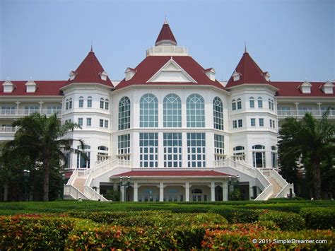 Hong Kong Disneyland Hotel