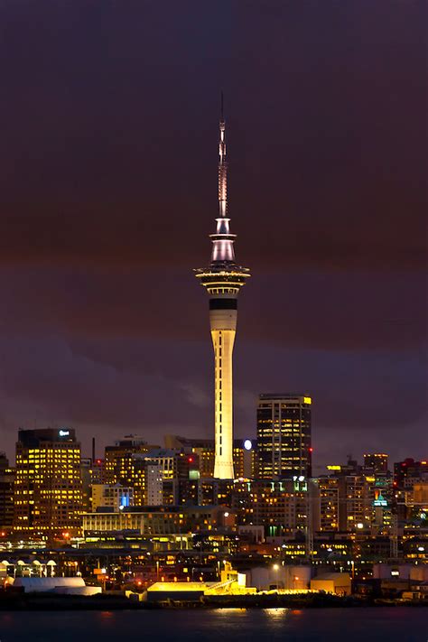 Skyline of Auckland featuring the Sky Tower (the tallest free-standing structure in the Southern ...