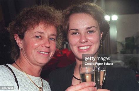 Martina Hingis Mother Photos and Premium High Res Pictures - Getty Images