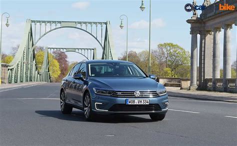 Volkswagen Passat GTE Review