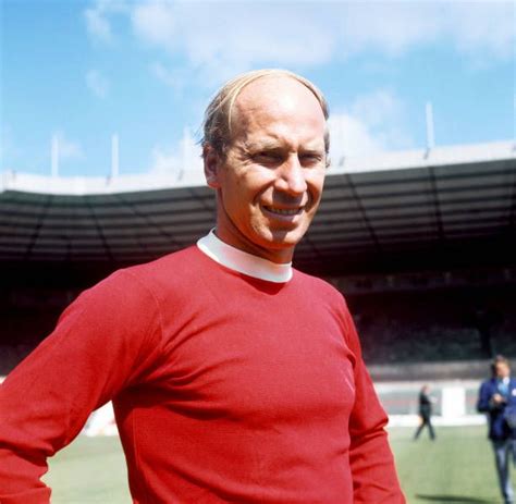 Bobby Charlton, Manchester United