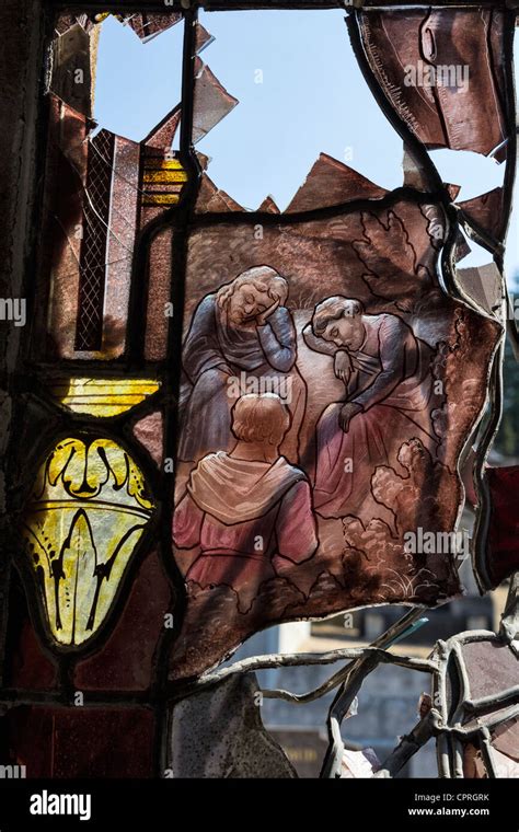 Broken stained glass window at Cimetière monumental de Rouen, France Stock Photo - Alamy