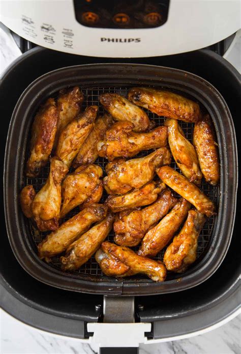 Quick and Easy Air Fryer BBQ Chicken Wings | Watch What U Eat