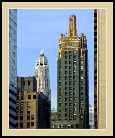 Art Deco in Chicago | Chicago's Carbide & Carbon Building ri… | Flickr