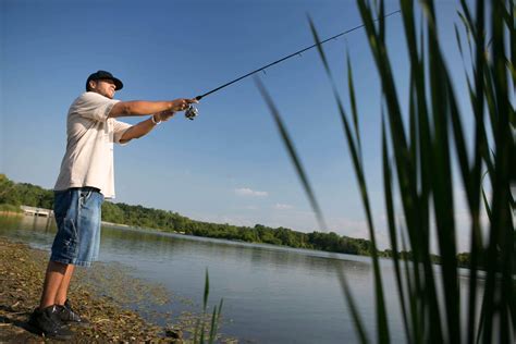 Illinois Road Trip Round-Up | Best Fishing Spots - Explore Elgin Area