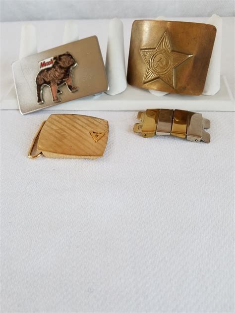 vintage belt buckle collection - Gem