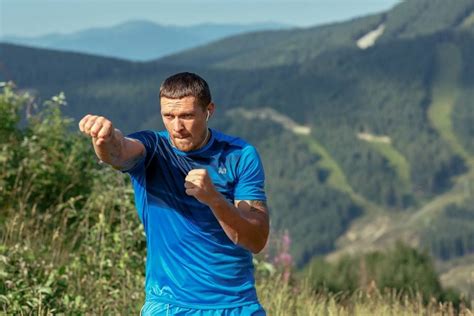 Photos: Oleksandr Usyk Training Hard For a War With Glowacki - Boxing News