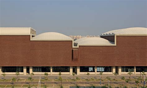 Gallery of Gymnasium of New Campus of Tianjin University / Atelier Li ...