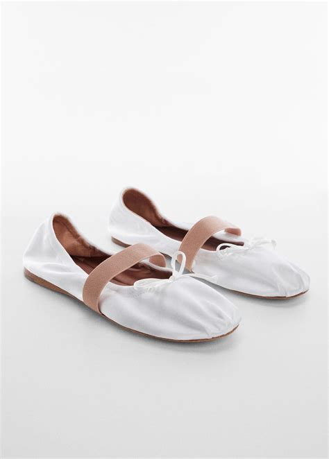 16 Ballet-Flat Outfit Ideas That Are So Chic | Who What Wear