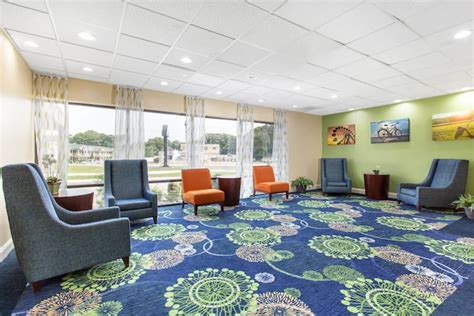 Days Inn by Wyndham Absecon Atlantic City Area | Absecon, NJ Hotels